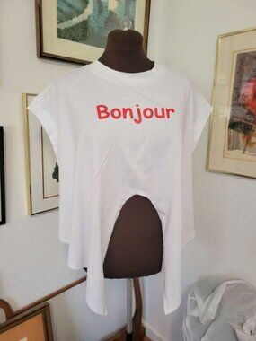 NWT Micas Size Large White "Bonjour" Cropped Tie Front T-shirt